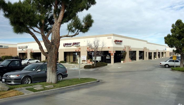 Warehouse Space for Rent at 1051 W Columbia Way Lancaster, CA 93534 - #18