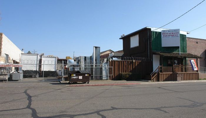 Warehouse Space for Rent at 400 N Johnson St Visalia, CA 93291 - #4