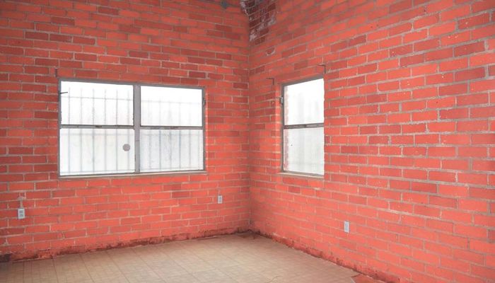 Warehouse Space for Rent at 12914 Prairie Ave Hawthorne, CA 90250 - #25