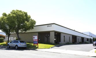 Warehouse Space for Rent located at 1560 Commerce St Corona, CA 92880