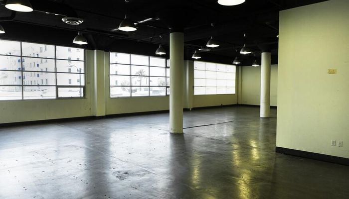 Warehouse Space for Rent at 2700 S Grand Ave Los Angeles, CA 90007 - #2