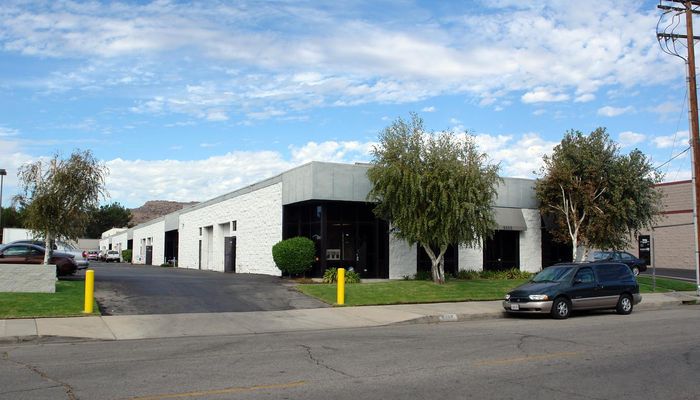 Warehouse Space for Rent at 9555 Owensmouth Ave Chatsworth, CA 91311 - #7