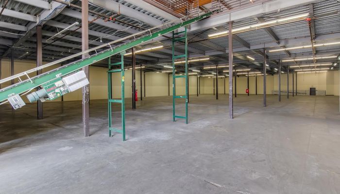 Warehouse Space for Rent at 2310 E Washington Blvd Los Angeles, CA 90021 - #4