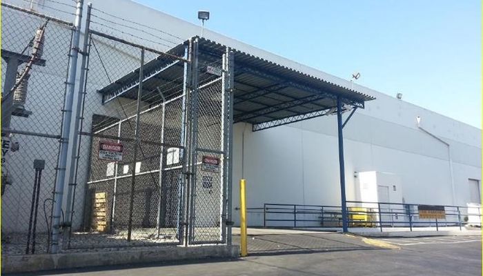 Warehouse Space for Rent at 2701 N Ontario St Burbank, CA 91504 - #2