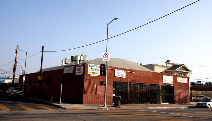 Warehouse Space for Rent at 2400-2404 S Grand Ave Los Angeles, CA 90007 - #8