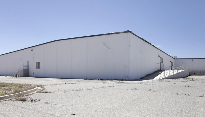 Warehouse Space for Rent at 13236 Mustang St Victorville, CA 92394 - #2