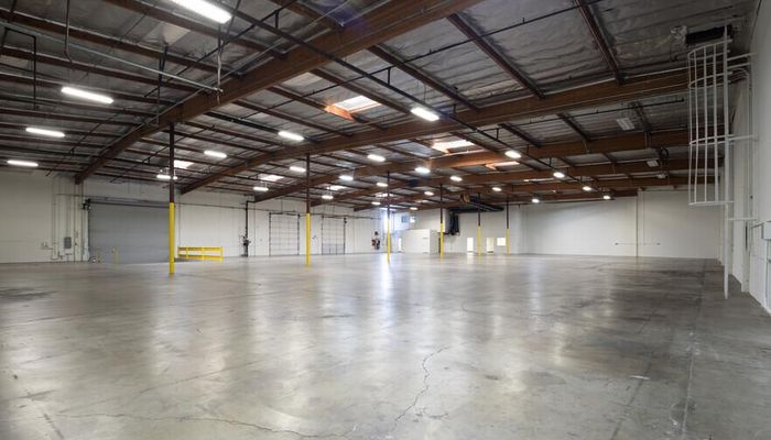 Warehouse Space for Rent at 1040 N Kraemer Pl Anaheim, CA 92806 - #13