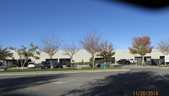 Warehouse Space for Rent at 42257 6th St W Lancaster, CA 93534 - #4