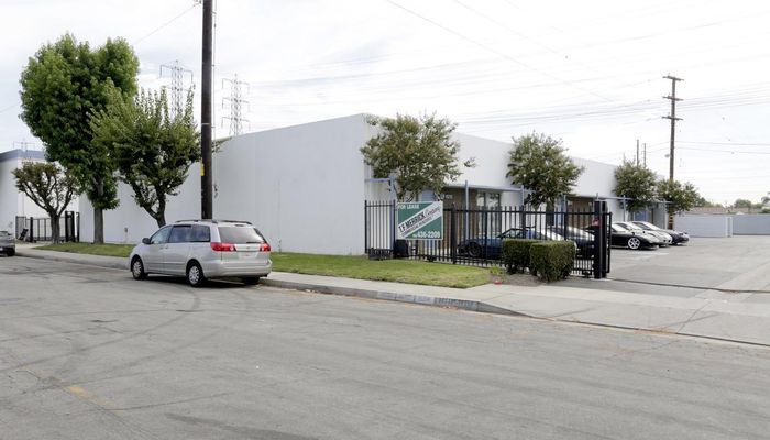 Warehouse Space for Rent at 16210-16218 Gundry Ave Paramount, CA 90723 - #1