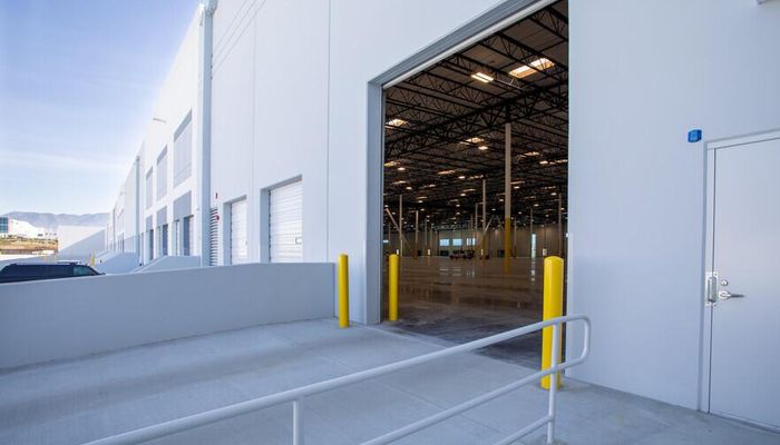 Warehouse Space for Rent at 1642 W Miro Way Rialto, CA 92376 - #6