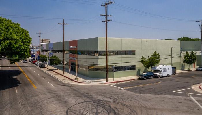 Warehouse Space for Rent at 3434 S Broadway Los Angeles, CA 90007 - #2