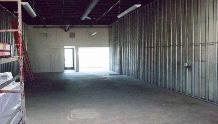Warehouse Space for Rent at 2705-2707 W Empire Ave Burbank, CA 91504 - #5