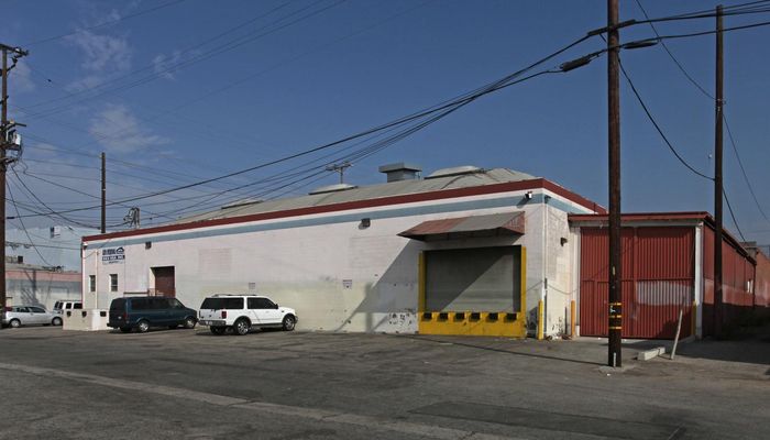 Warehouse Space for Rent at 930 S Mateo St Los Angeles, CA 90021 - #13