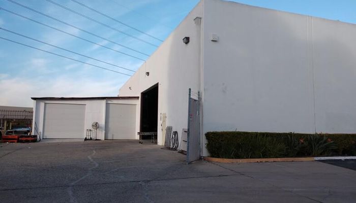 Warehouse Space for Rent at 401 W Dyer Rd Santa Ana, CA 92707 - #4