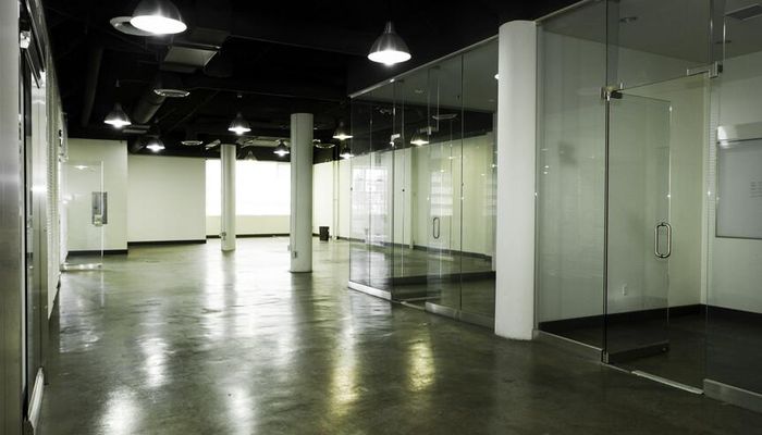Warehouse Space for Rent at 2700 S Grand Ave Los Angeles, CA 90007 - #6