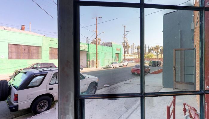 Warehouse Space for Rent at 1914 Raymond Ave Los Angeles, CA 90007 - #18