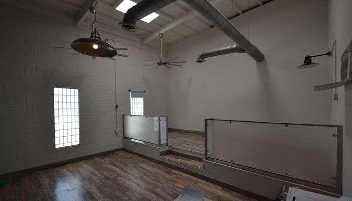 Warehouse Space for Rent at 11601 Pendleton St Sun Valley, CA 91352 - #4