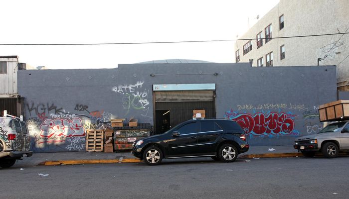 Warehouse Space for Rent at 120 W 22nd St Los Angeles, CA 90007 - #2