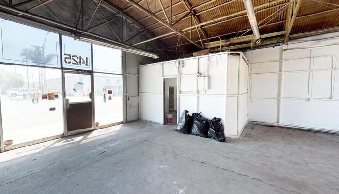 Warehouse Space for Rent at 1425 Santa Fe Ave Long Beach, CA 90813 - #32