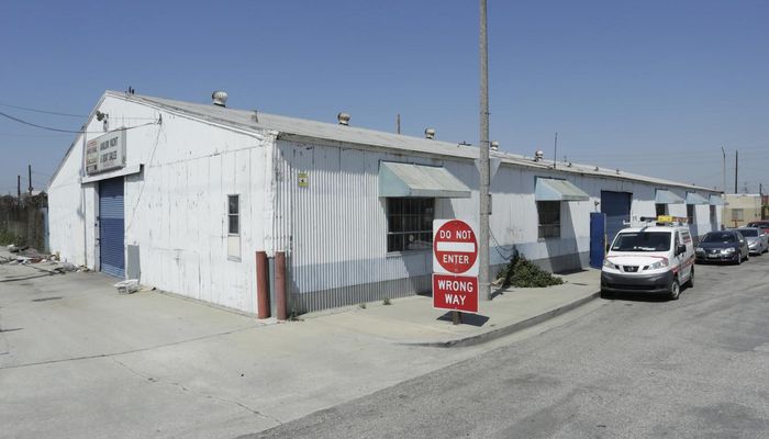 Warehouse Space for Rent at 1300 W 14th St Long Beach, CA 90813 - #1