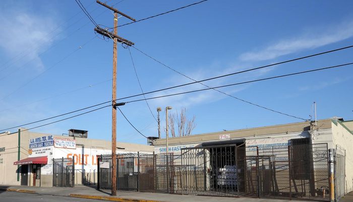 Warehouse Space for Rent at 736 Merchant St Los Angeles, CA 90021 - #2