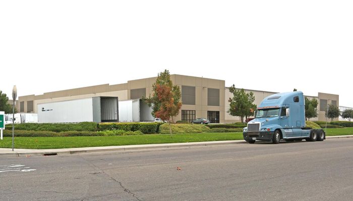 Warehouse Space for Rent at 4411 Pock Ln Stockton, CA 95206 - #12