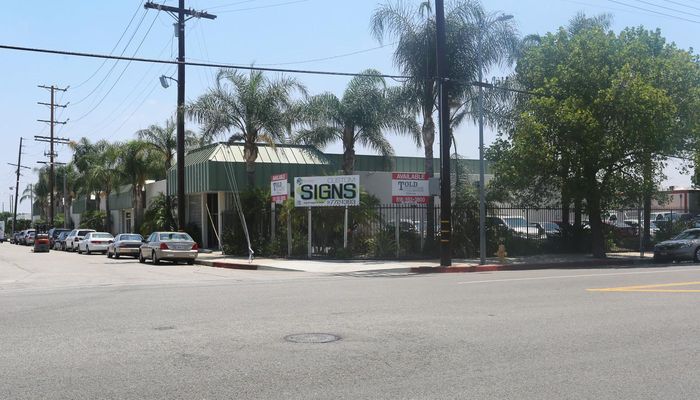 Warehouse Space for Rent at 20426-20438 Corisco St Chatsworth, CA 91311 - #6