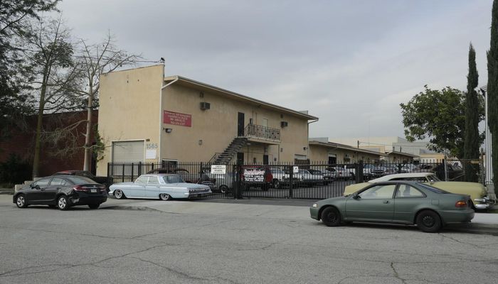 Warehouse Space for Rent at 1559-1565 W 132nd St Gardena, CA 90249 - #11
