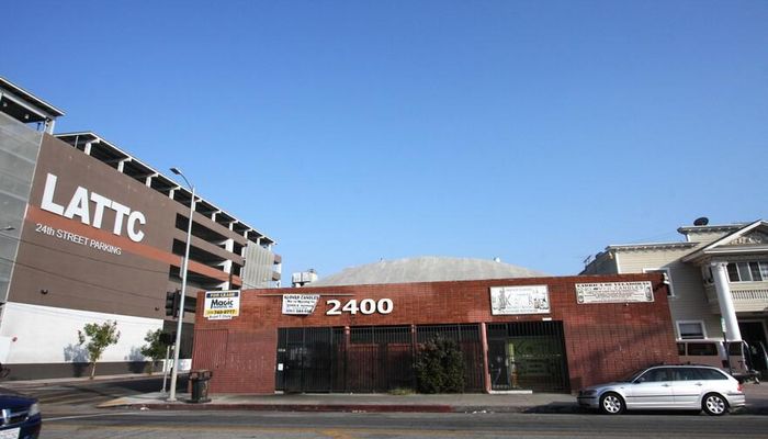 Warehouse Space for Rent at 2400-2404 S Grand Ave Los Angeles, CA 90007 - #14