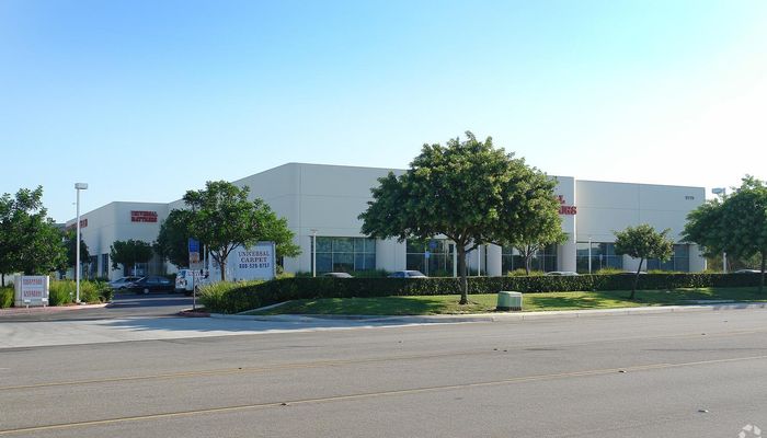 Warehouse Space for Rent at 8775 Research Dr Irvine, CA 92618 - #2