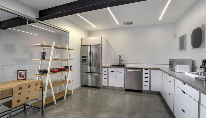 Office Space for Rent at 113 N San Vicente Blvd Beverly Hills, CA 90211 - #39