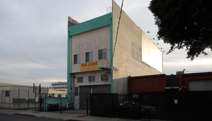 Warehouse Space for Rent at 520 E 15th St Los Angeles, CA 90015 - #1