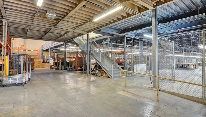 Warehouse Space for Rent at 2444 Porter St Los Angeles, CA 90021 - #126