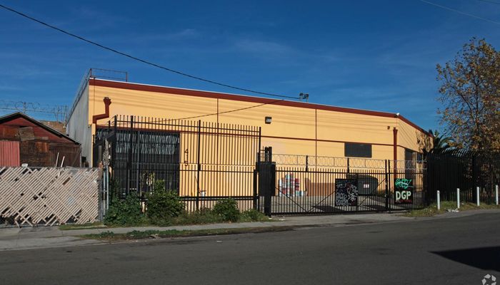 Warehouse Space for Rent at 415 E 32nd St Los Angeles, CA 90011 - #1