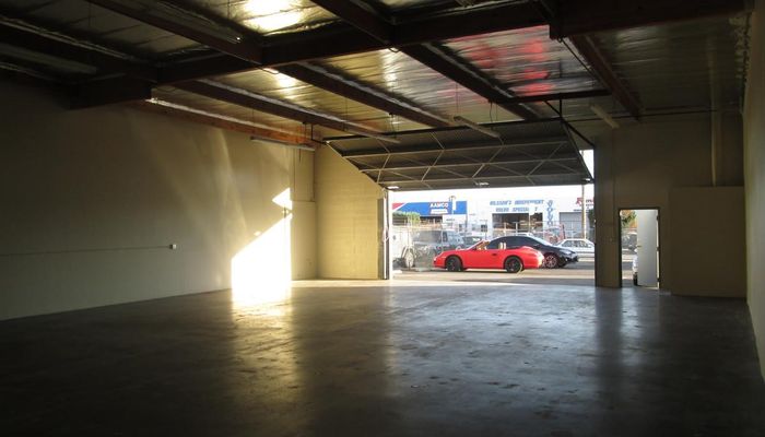 Warehouse Space for Rent at 21417 Ingomar St Canoga Park, CA 91304 - #6