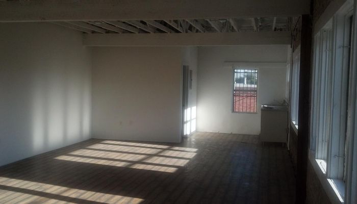 Warehouse Space for Rent at 119 W 36th Pl Los Angeles, CA 90007 - #11