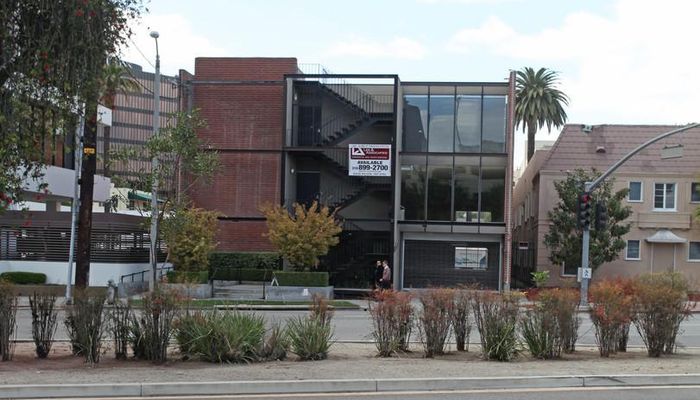 Office Space for Rent at 113 N San Vicente Blvd Beverly Hills, CA 90211 - #15