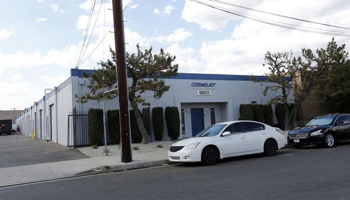 Warehouse Space for Rent at 9601 Cozycroft Ave Chatsworth, CA 91311 - #1