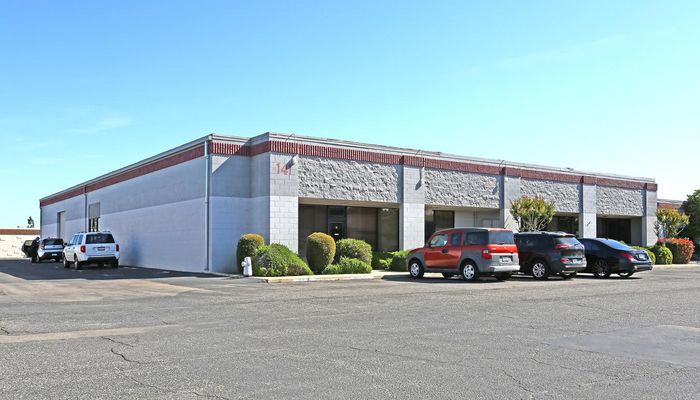 Warehouse Space for Rent at 2727 N Grove Industrial Dr Fresno, CA 93727 - #3