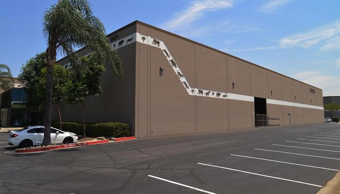 Warehouse Space for Rent at 2037-2077 S Vineyard Ave Ontario, CA 91761 - #9