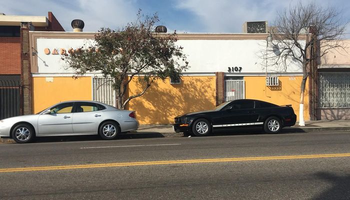 Warehouse Space for Rent at 3105-3107 W Jefferson Blvd Los Angeles, CA 90018 - #1