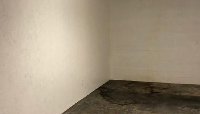 Warehouse Space for Rent at 21328 Hart St Canoga Park, CA 91303 - #14