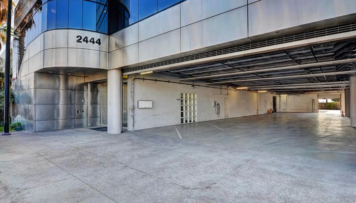 Warehouse Space for Rent at 2444 Porter St Los Angeles, CA 90021 - #111