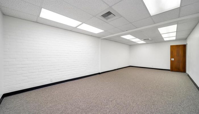 Warehouse Space for Rent at 14208 Towne Ave Los Angeles, CA 90061 - #54