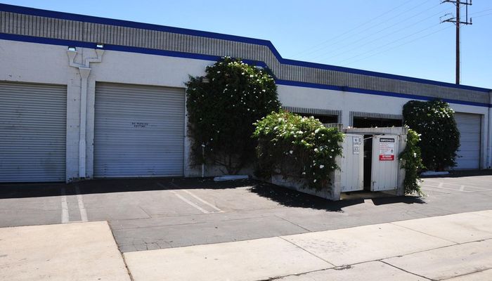 Warehouse Space for Rent at 7625 Hayvenhurst Ave Van Nuys, CA 91406 - #4