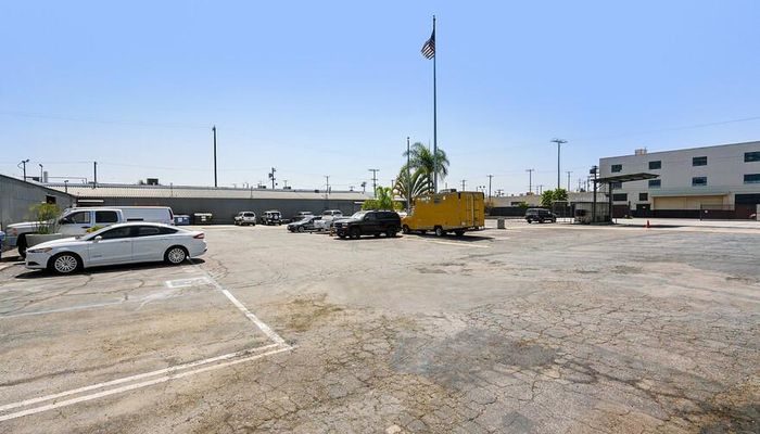 Warehouse Space for Rent at 6007 S St Andrews Pl Los Angeles, CA 90047 - #16