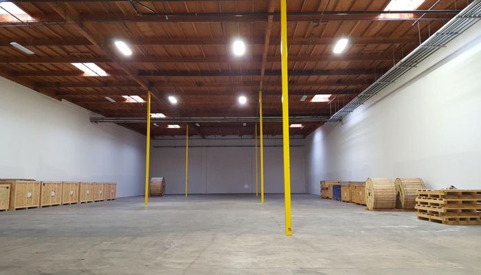 Warehouse Space for Rent at 4000 Ruffin Rd San Diego, CA 92123 - #2