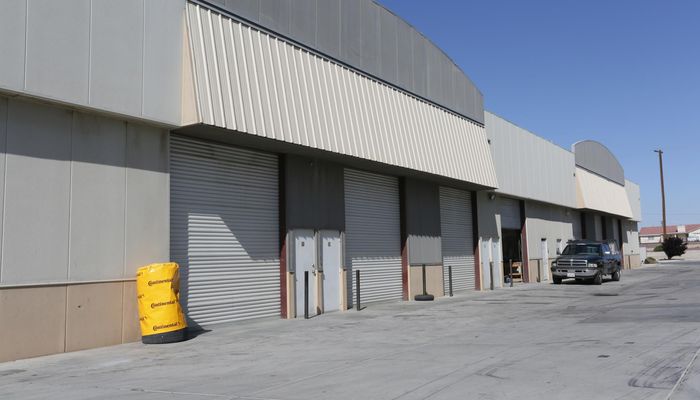 Warehouse Space for Rent at 10881 Santa Fe Ave Hesperia, CA 92345 - #5