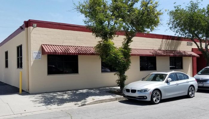 Warehouse Space for Rent at 2210-2240 N Screenland Dr Burbank, CA 91505 - #1
