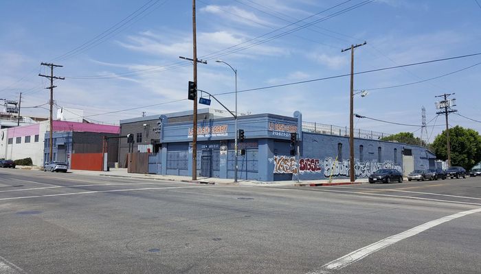 Warehouse Space for Rent at 1126 S Santa Fe Ave Los Angeles, CA 90021 - #6